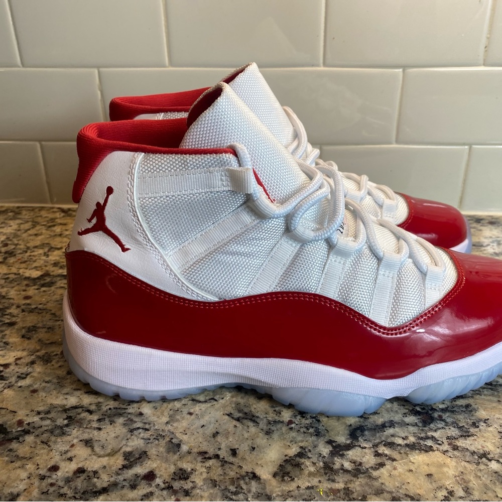 Jordan Cherry 11 Size 13 - Picture 13 of 14
